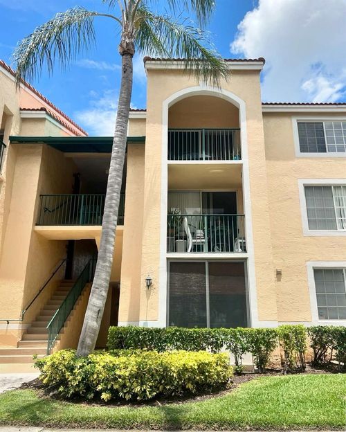 apt-108-1739 Village Blvd, West Palm Beach, FL, 33409-2068 | Card Image