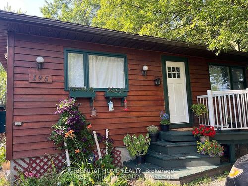 195 Lakeland Cres, Richmond Hill, ON, L4E3A4 | Card Image