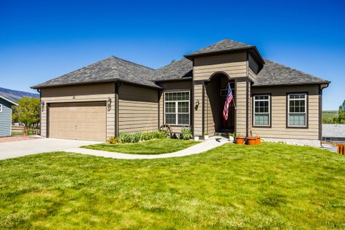 25 Black Mountain Dr, Dayton, WY, 82836-5011 | Card Image