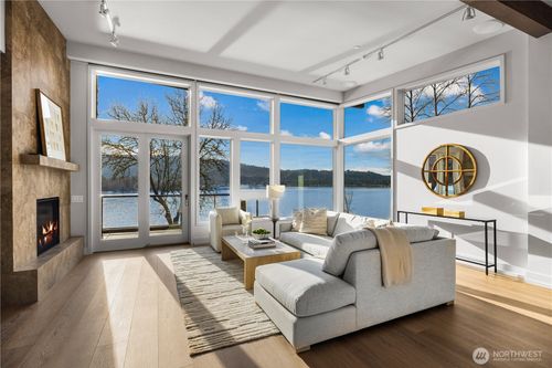 4323-4323 E Lake Sammamish Pkwy Se, Issaquah, WA, 98029-6200 | Card Image