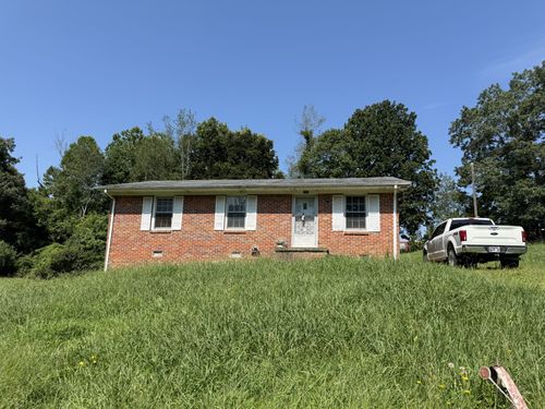 110 S Oak Dr, Collinwood, TN, 38450-6613 | Card Image