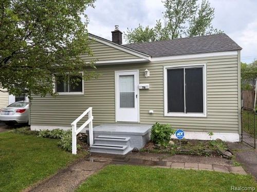 76 E Kalama Ave, Madison Heights, MI, 48071-4039 | Card Image