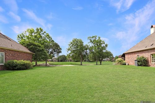 19371 Garden Lake Ct, Baton Rouge, LA, 70809-6741 | Card Image