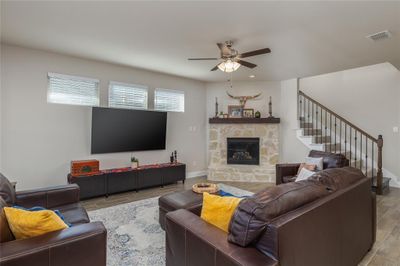 Living Room with Gas Logs Stone Fireplace | Image 3