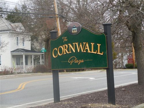 9 Patton Dr, Cornwall, NY, 12518-2003 | Card Image