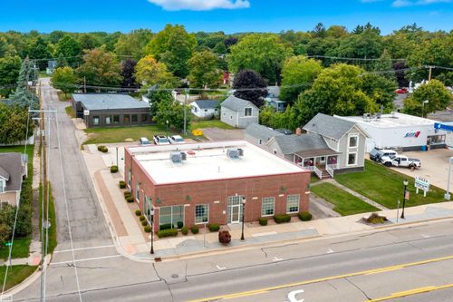 218 S Main St, Lapeer, MI, 48446-2425 | Card Image