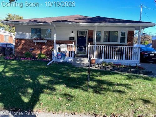 9011 Laurence Ave, Allen Park, MI, 48101-1509 | Card Image