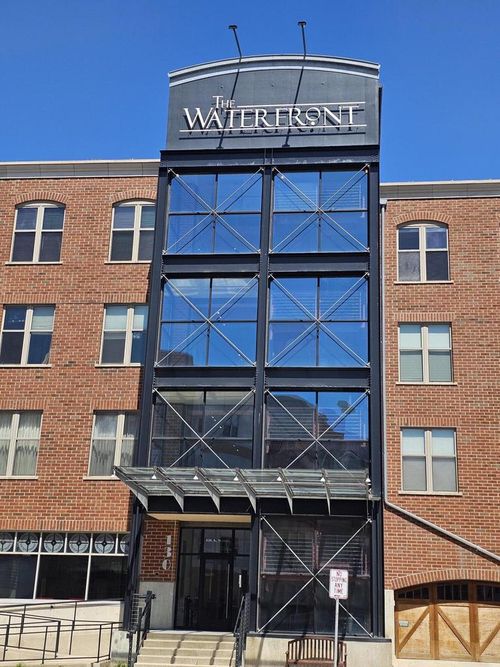 216-130 S Water Street, Milwaukee, WI, 53204 | Card Image