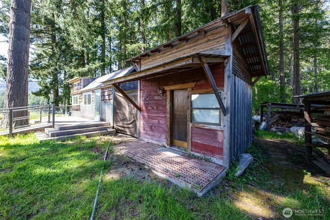 Additional Outbuildings for Storage or Hobbies! | Image 34