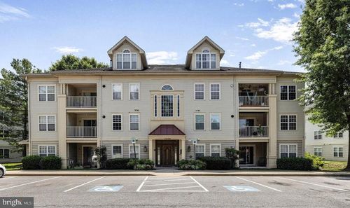 apt-203-11804 Eton Manor Dr, GERMANTOWN, MD, 20876-3945 | Card Image