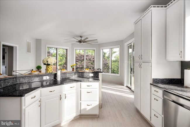 106 Crest River Dr, House other with 9 bedrooms, 10 bathrooms and null parking in Middletown VA | Image 17