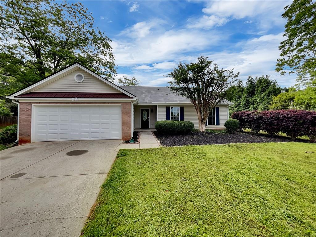 Octavia Ct, Winder, GA 30680