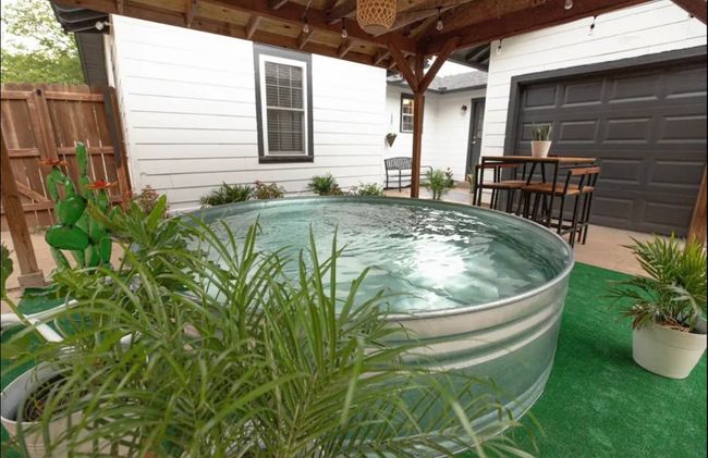 1225 S Brazos St, House other with 3 bedrooms, 1 bathrooms and null parking in Weatherford TX | Image 14