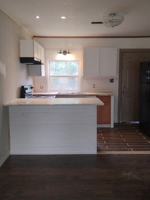 6557 Madison St, Groves, TX, 77619-5531 | Card Image