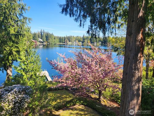 21006 Se 268th Ct, Covington, WA, 98042-6141 | Card Image