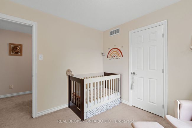 427 Vendevale Ave, House attached with 3 bedrooms, 2 bathrooms and 1 parking in Stittsville ON | Image 26