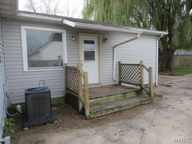 Entrance to property with central AC unit | Image 24
