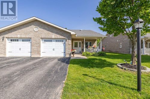 16 Clover Court, Wasaga Beach, ON, L9Z0G4 | Card Image