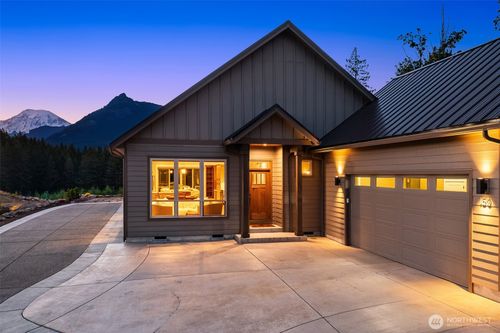 150 Burl Ln, Packwood, WA, 98361-6501 | Card Image