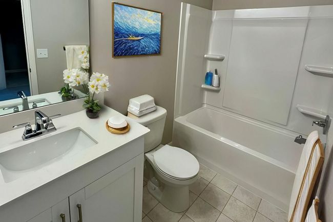 Upper Level Full Bath - Virtual Edited Photo, similar home | Image 11