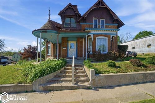 1003 Edgington Ave, Eldora, IA, 50627-1734 | Card Image