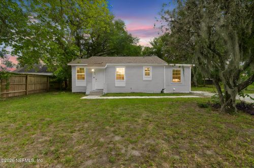 9124 Free Ave, JACKSONVILLE, FL, 32211-8026 | Card Image