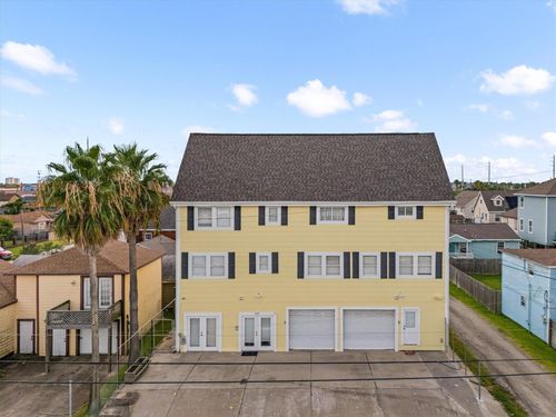 2117 Saladia St, Galveston, TX, 77551-5098 | Card Image
