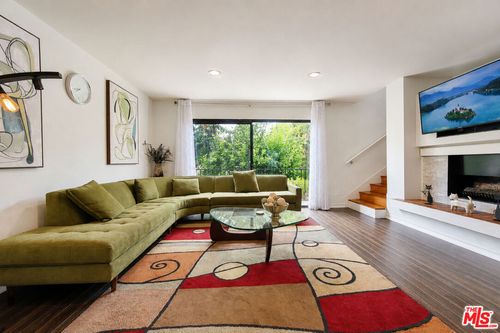36-7137 Shoup Ave, West Hills, CA, 91307-2358 | Card Image