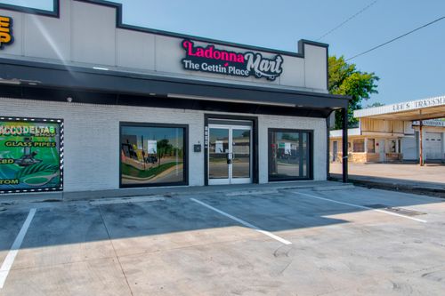 1222-1208-1222 Fort Worth Dr, Denton, TX, 76205-5836 | Card Image
