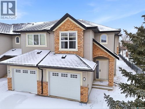 105 Lynd Cres, Saskatoon, SK, S7T0C3 | Card Image