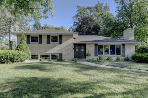 1210 Park Dr, Munster, IN, 46321-2514 | Card Image