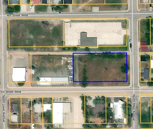705 W 3rd St, Hardin, MT, 59034 | Card Image
