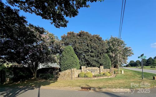 1204 Dublin Ct, China Grove, NC, 28023-8814 | Card Image