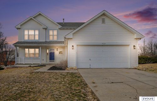 7822 S 97th Cir, La Vista, NE, 68128-7075 | Card Image