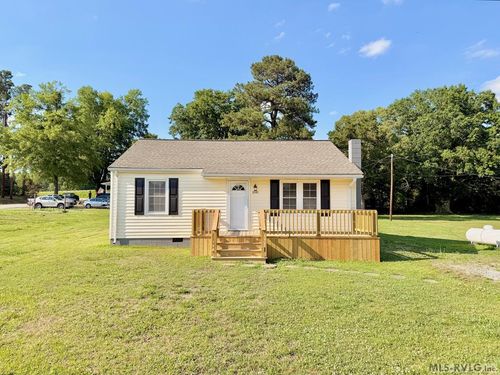 108 W Pine St, La Crosse, VA, 23950-5014 | Card Image