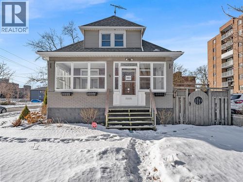 393 Detroit St, Windsor, ON, N9C2P4 | Card Image