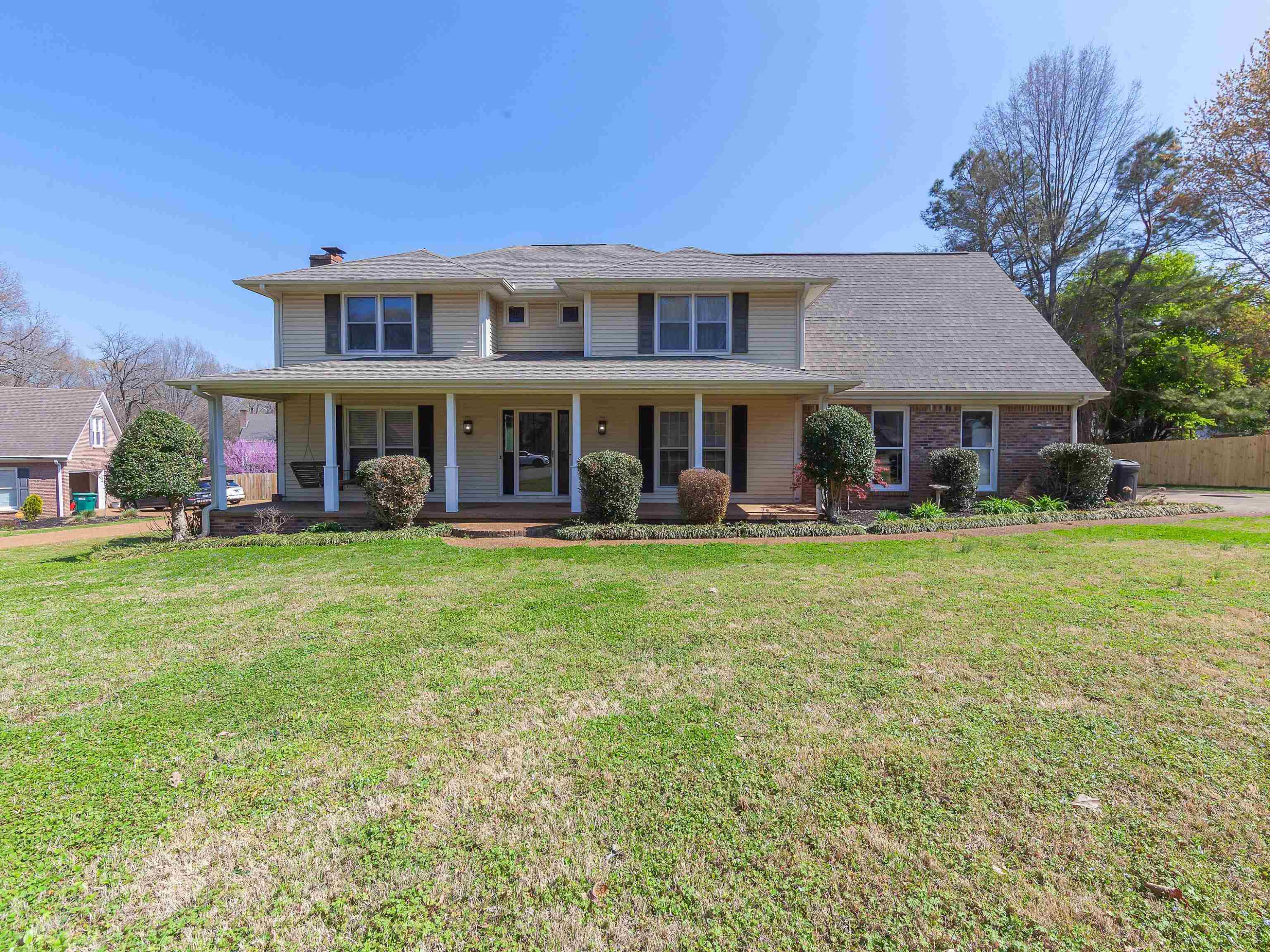 Colonial Cv, Jackson, TN 38305