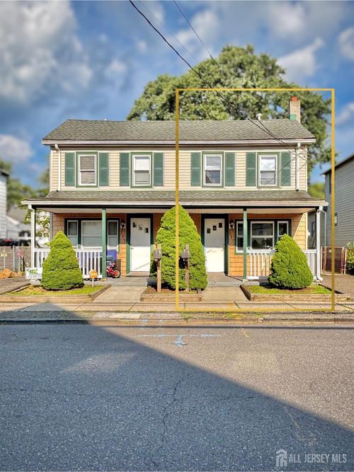 287 Raritan St, South Amboy, NJ, 08879-1324 | Card Image