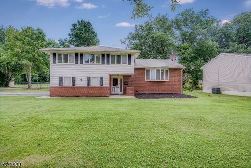 122 Marmora Rd, Parsippany, NJ, 07054-2646 | Card Image