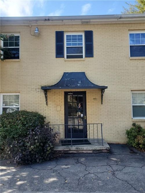 6-1042 Saint Charles Ave Ne, Atlanta, GA, 30306-4276 | Card Image