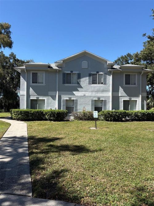 7430 E Bank Dr, TAMPA, FL, 33617-7339 | Card Image
