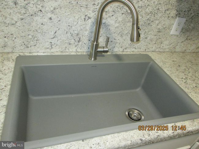 706 S Keyser Ave, Townhouse with 3 bedrooms, 3 bathrooms and null parking in SCRANTON PA | Image 35