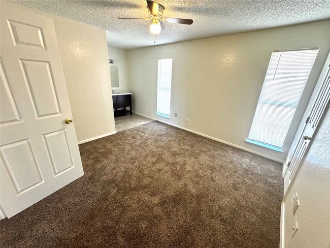 APT-2325 - 12484 Abrams Rd, Condo with 2 bedrooms, 2 bathrooms and null parking in Dallas TX | Image 4