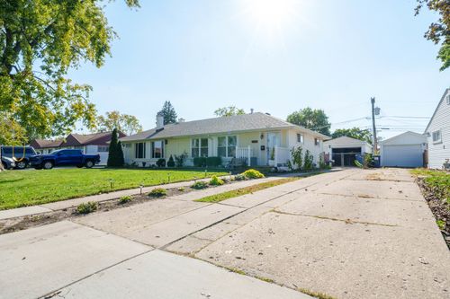 4563 W 88th St, Hometown, IL, 60456-1035 | Card Image