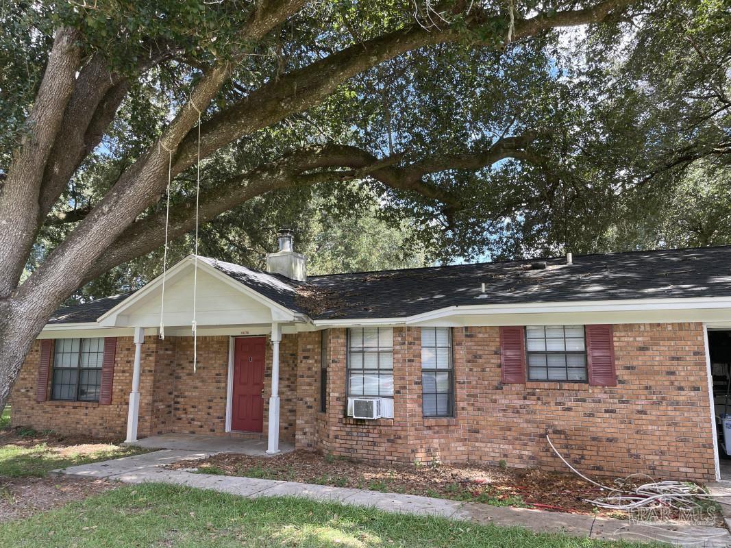 Evelyn St, Milton, FL 32571