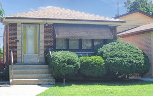 11149 S Green Bay Ave, Chicago, IL, 60617-6906 | Card Image
