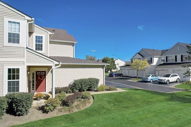 3070 - 3070 Falling Waters Ln, Condo with 2 bedrooms, 2 bathrooms and null parking in Lindenhurst IL | Image 34