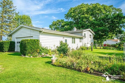 4824 Summerfield Rd, Petersburg, MI, 49270-9700 | Card Image