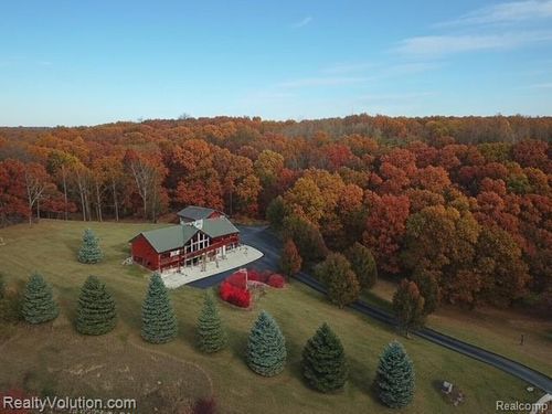 5012 Vista Bay Trl, Goodrich, MI, 48438-8938 | Card Image