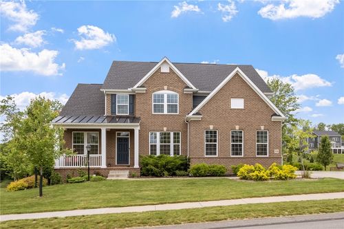 712 Mulkerrin Ct, Mars, PA, 16046-8301 | Card Image